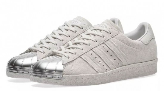 grey metal toe superstars